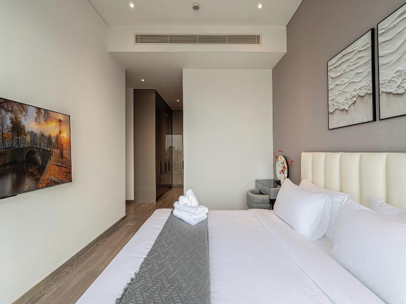Emily Madison Luxury Ho Chi Minh Center image