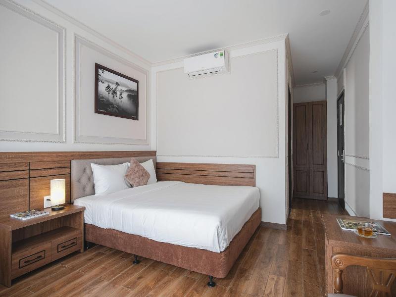 Dalat Roof Hotel image