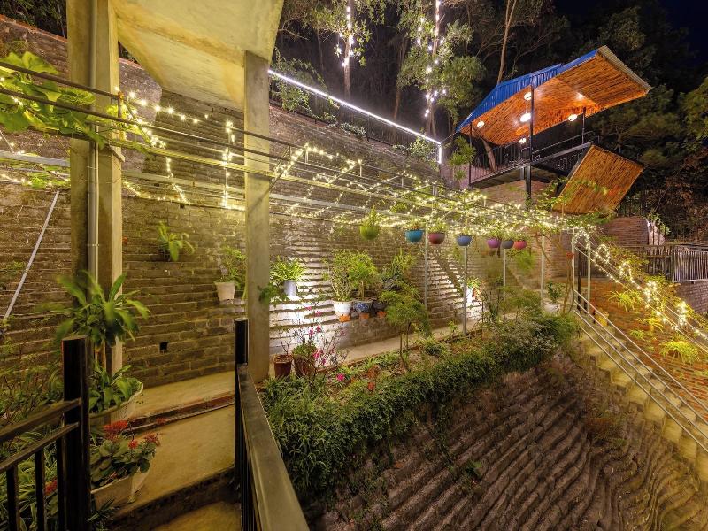 Cat Ba Xanh Spring Garden Hotel