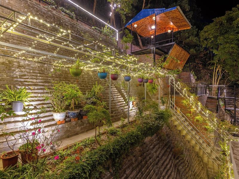 Cat Ba Xanh Spring Garden Hotel