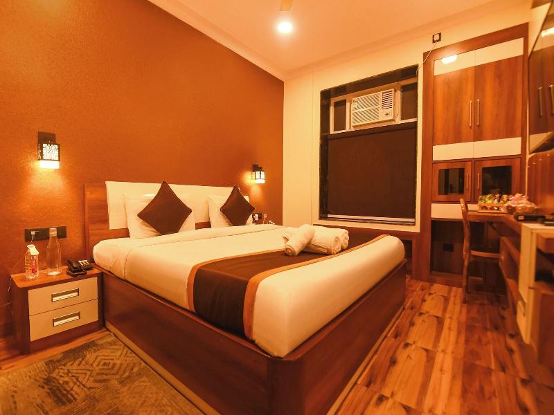 Fabhotel Prime Tiyara Inn 4