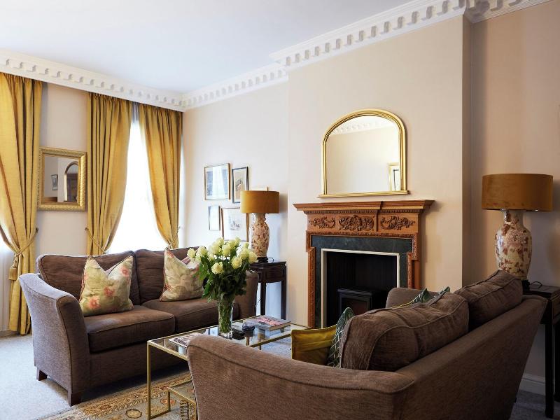9 Hertford Street Â€“ 4 Stars Visitengland image