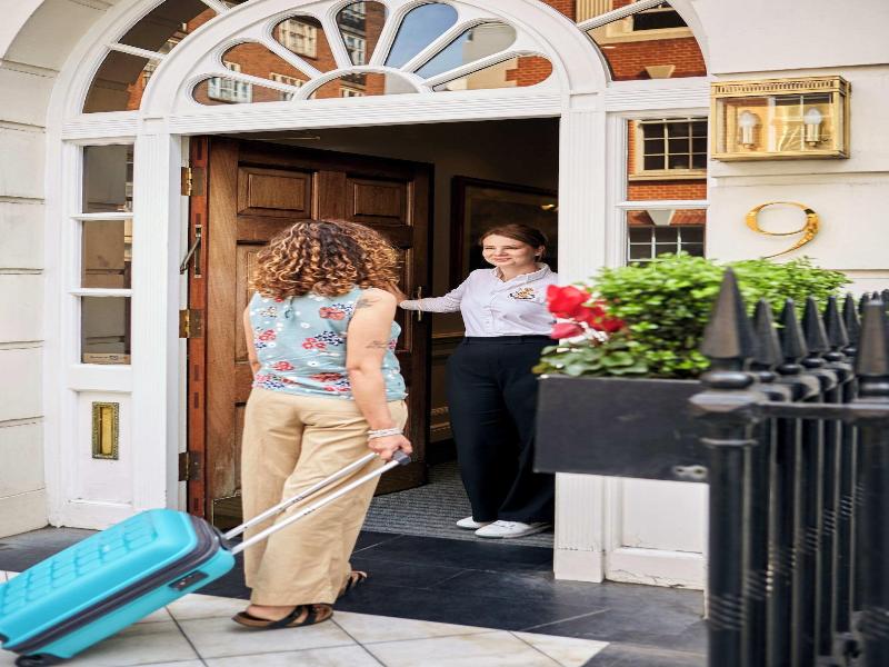 9 Hertford Street Â€“ 4 Stars Visitengland image