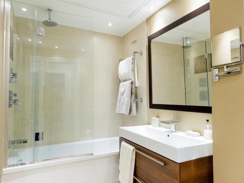9 Hertford Street Â€“ 4 Stars Visitengland image