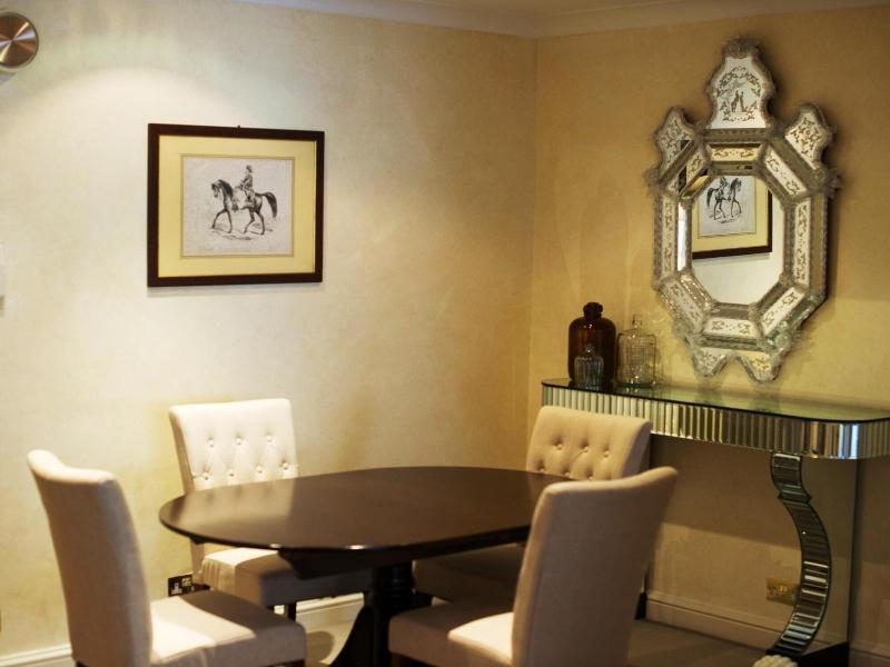 9 Hertford Street Â€“ 4 Stars Visitengland image