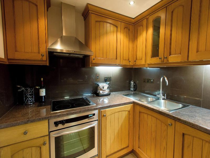 9 Hertford Street Â€“ 4 Stars Visitengland image