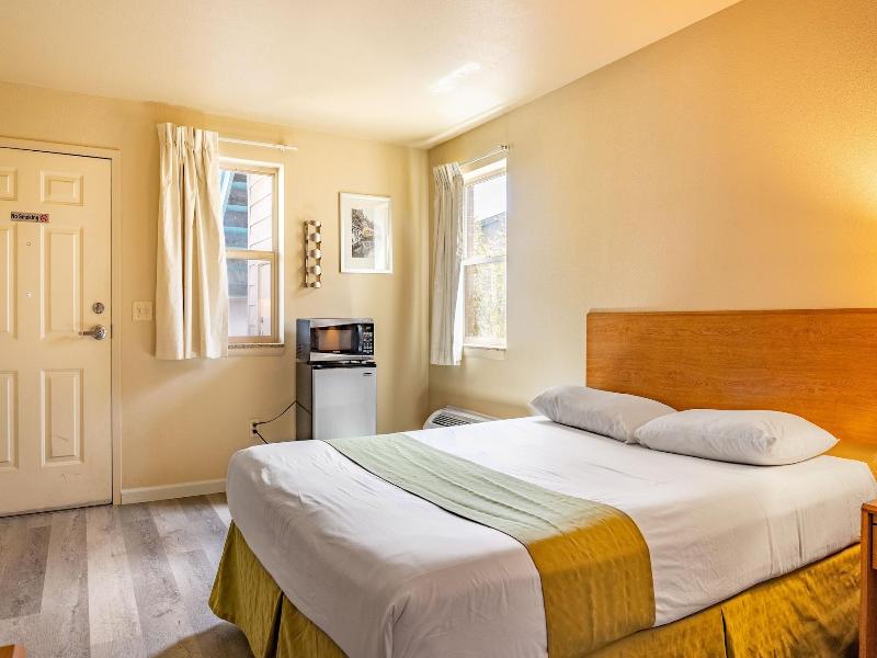 City Inn image