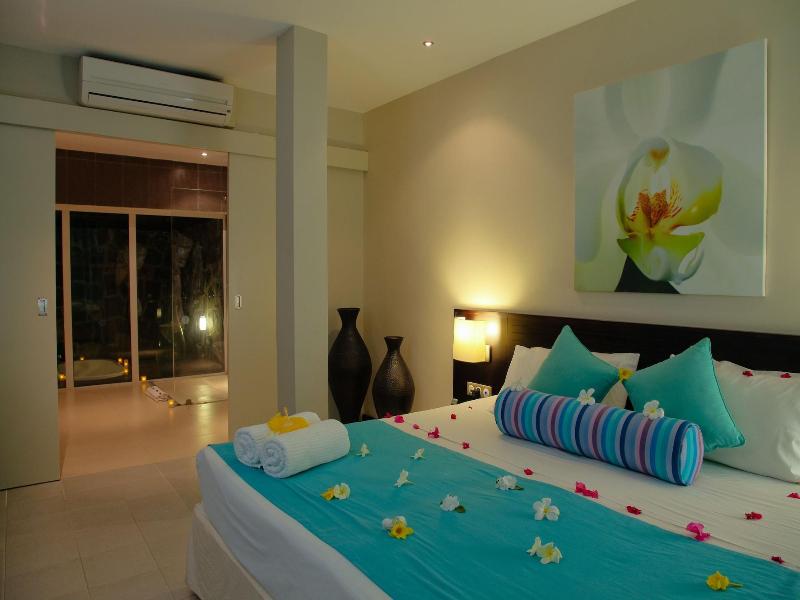 Ocean Villas image
