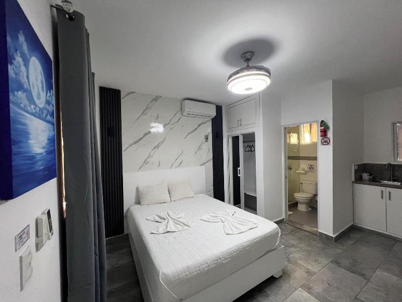Costa Love Aparta-hotel image