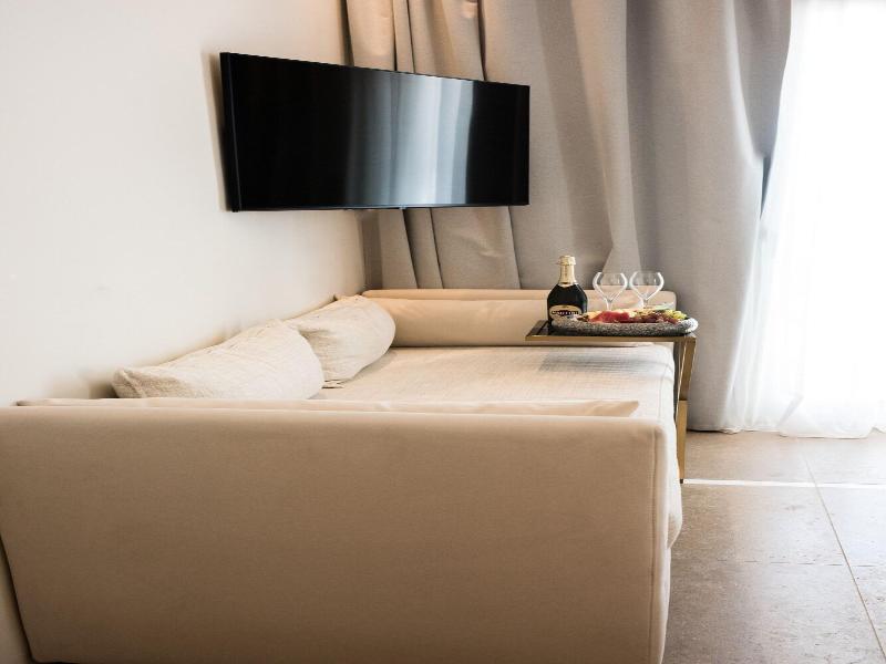 Numi Boutique Hotel Mykonos image