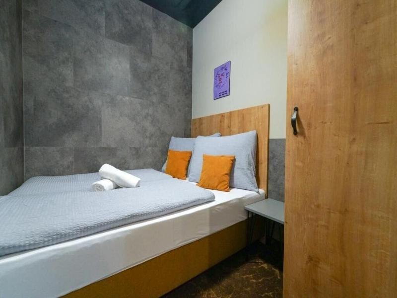 Chors Like A Hotel | Capsule & Nft Boutique Host image