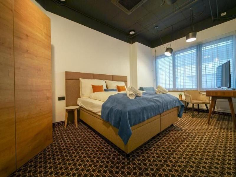 Chors Like A Hotel | Capsule & Nft Boutique Host image