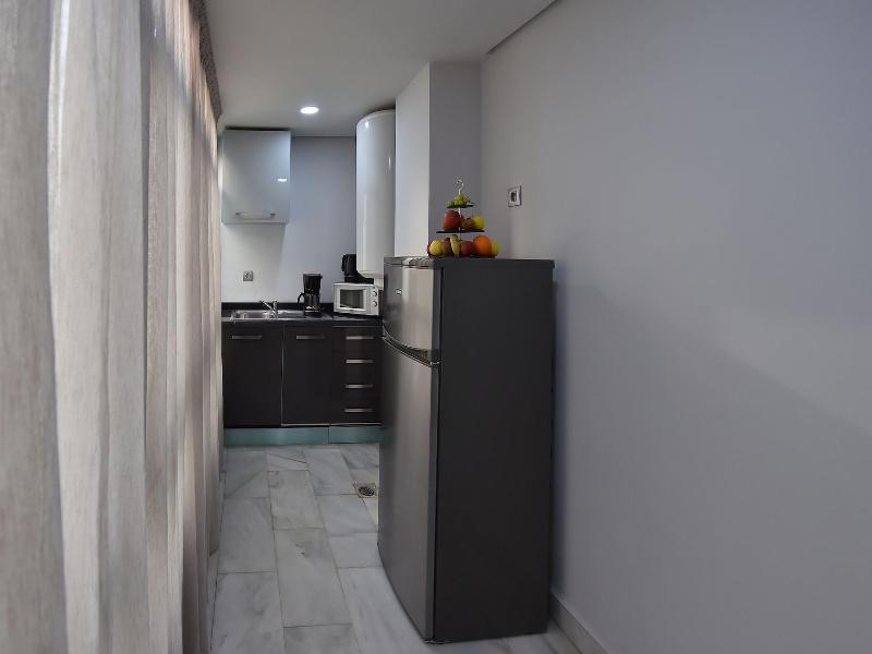 Suites Hotel Le Yacht image