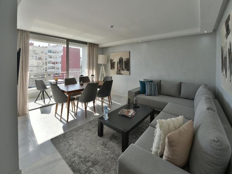 Suites Hotel Le Yacht image