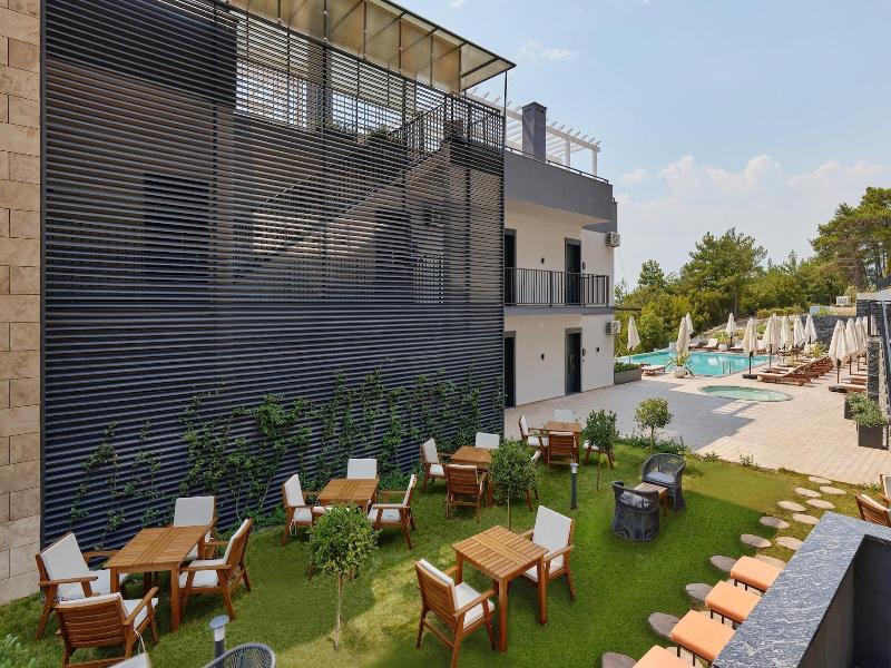 Bayview Hills Luxury Residences image