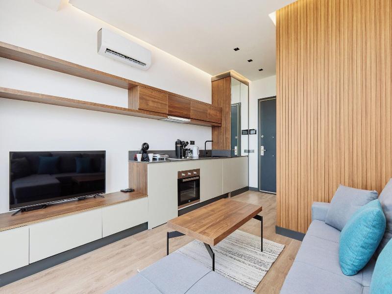 Bayview Hills Luxury Residences image