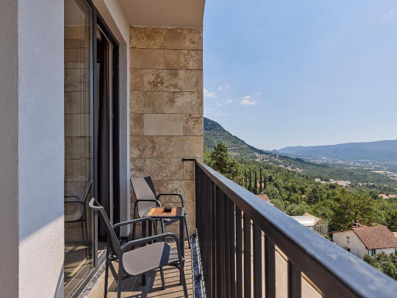 Bayview Hills Luxury Residences image