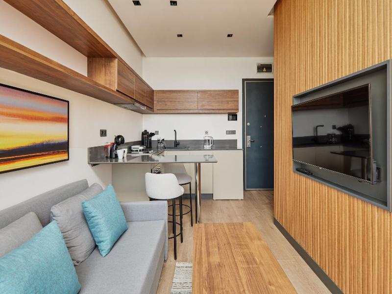 Bayview Hills Luxury Residences image