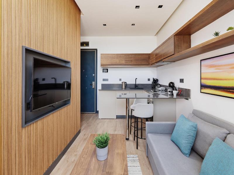 Bayview Hills Luxury Residences image