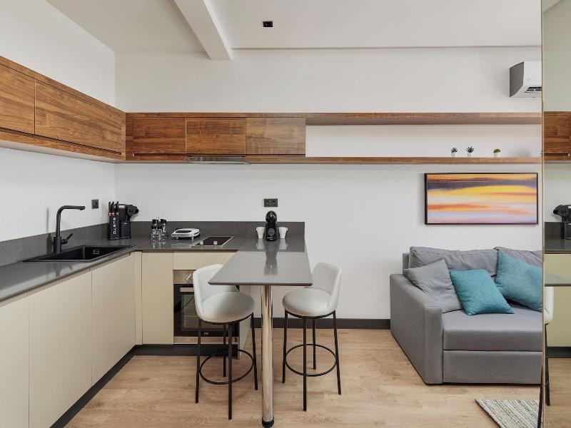 Bayview Hills Luxury Residences image
