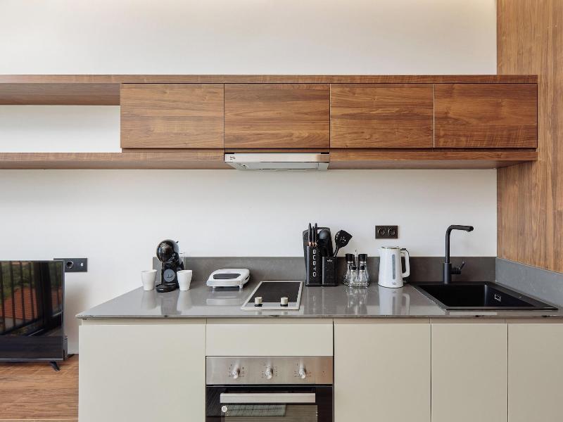 Bayview Hills Luxury Residences image