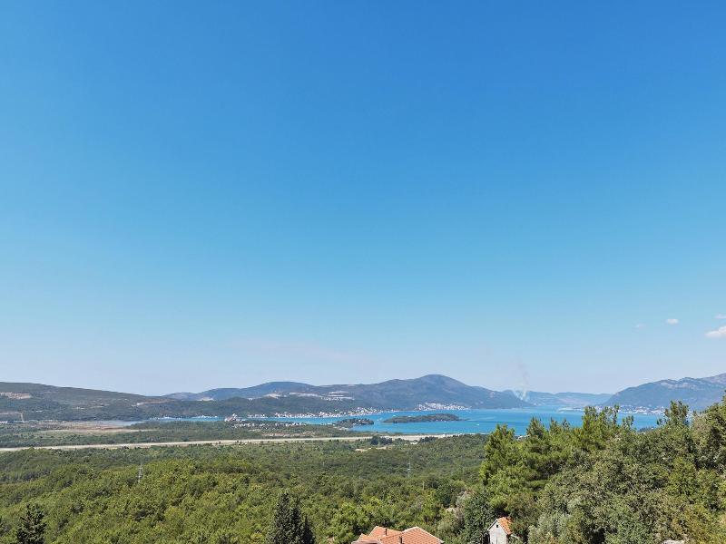 Bayview Hills Luxury Residences image