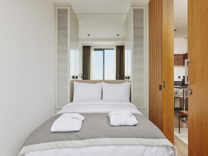 Bayview Hills Luxury Residences image