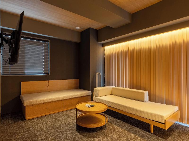 Hotel Tomos Asakusa image