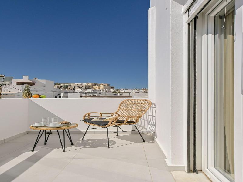 Naxian Horizon gallery photo 21