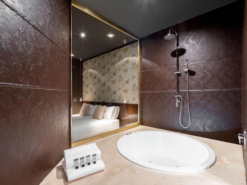 Hotel Punt 14 - Adults Only image