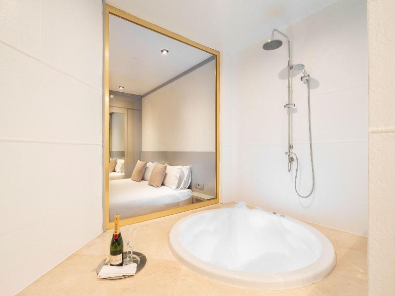 Hotel Punt 14 - Adults Only image