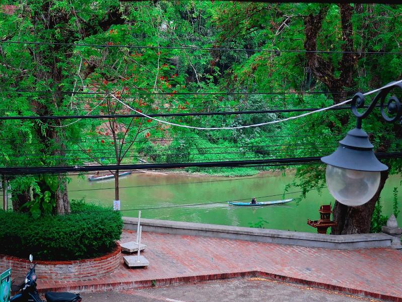 Ban Lakkham River View image