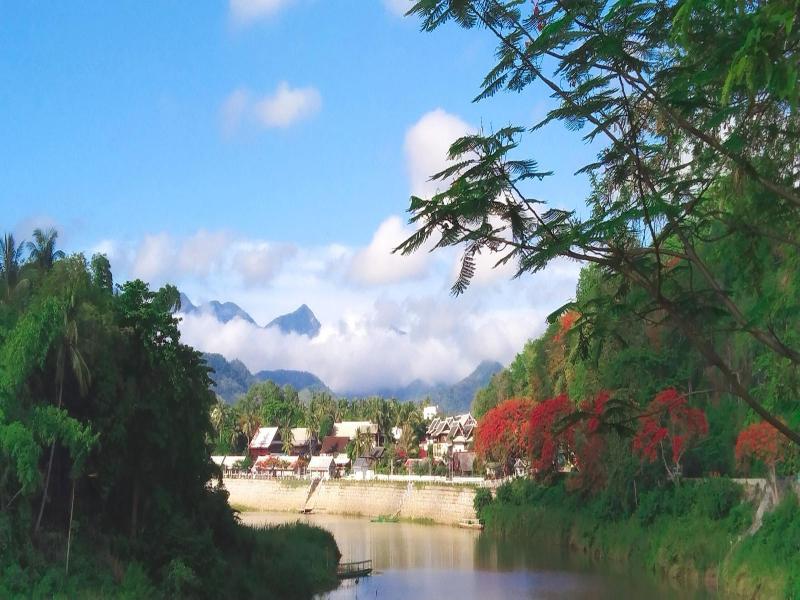Ban Lakkham River View image