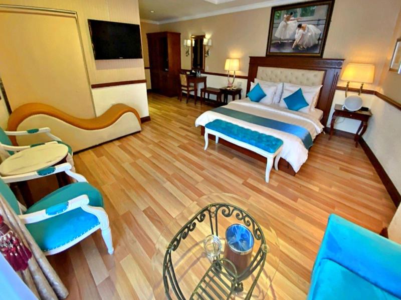 S79 Sunflower Hotel & Spa image
