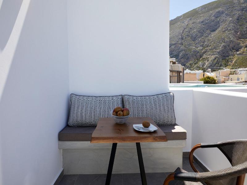 Mountain And Sea Suites