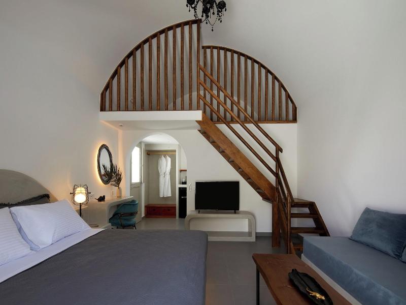 Mountain And Sea Suites — photo 68