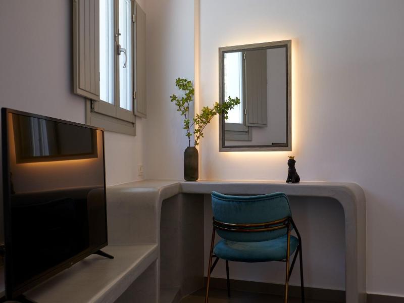 Mountain And Sea Suites — photo 50