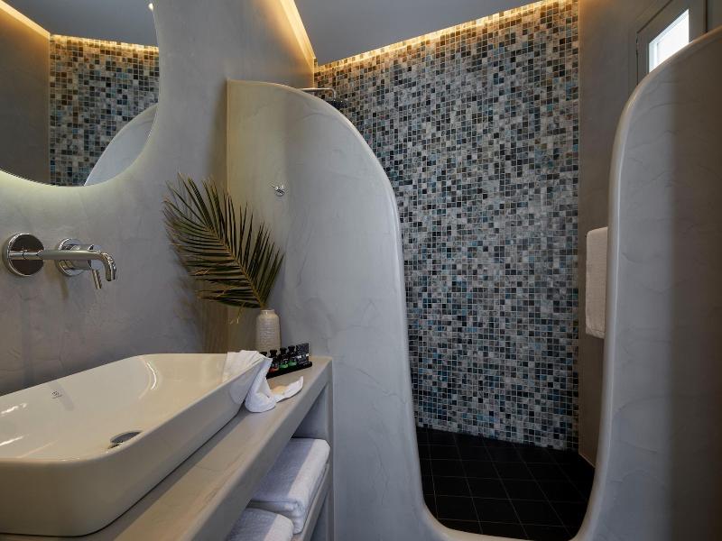 Mountain And Sea Suites — photo 29