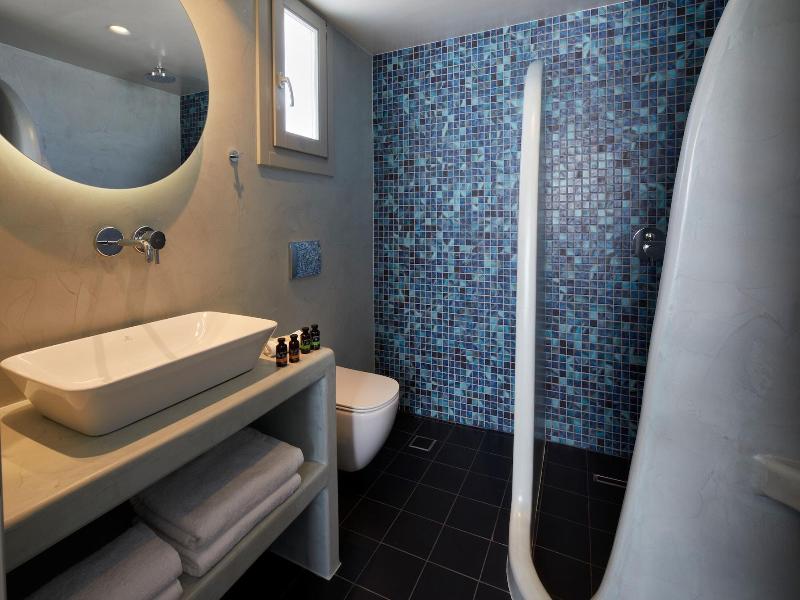 Mountain And Sea Suites — photo 59