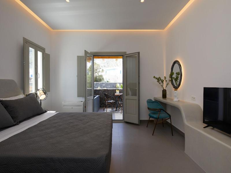 Mountain And Sea Suites — photo 48