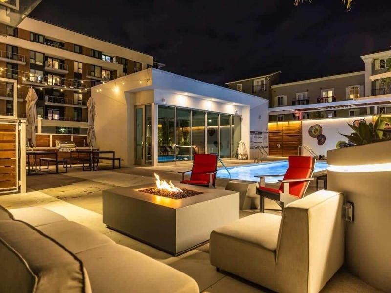 Marbella Lane Luxury Beachside 2br image