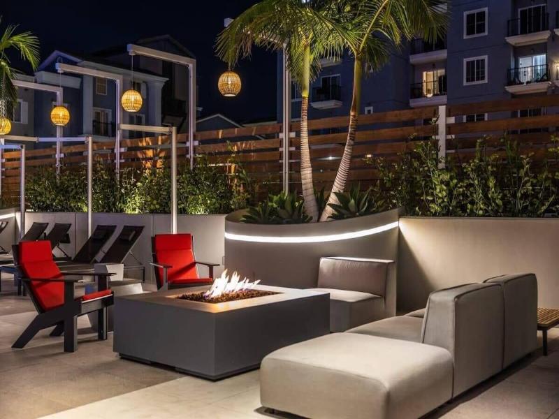 Marbella Lane Luxury Beachside 2br image