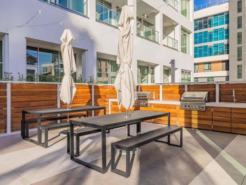 Marbella Lane Luxury Beachside 2br image