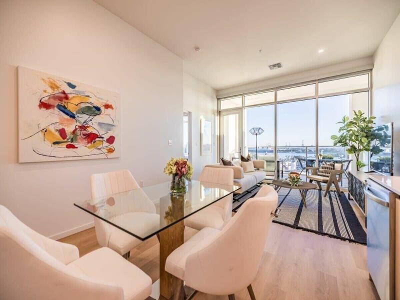 Marbella Lane Luxury Beachside 2br image