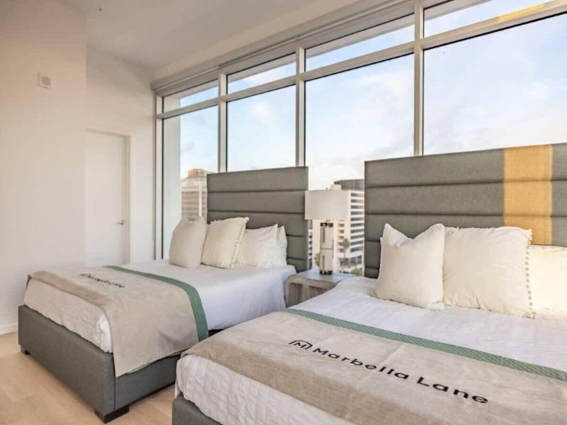 Marbella Lane Luxury Beachside 2br image