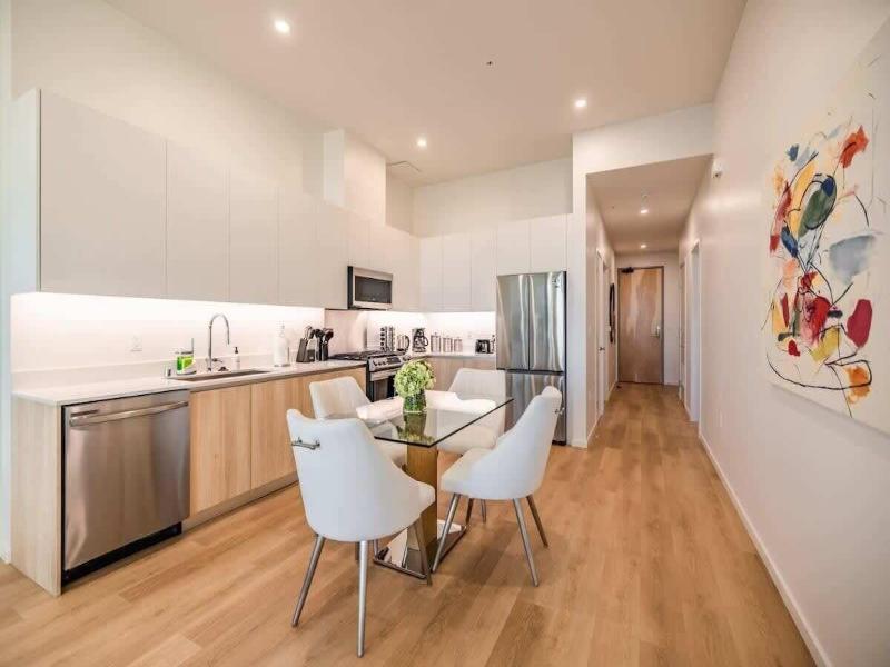 Marbella Lane Luxury Beachside 2br image