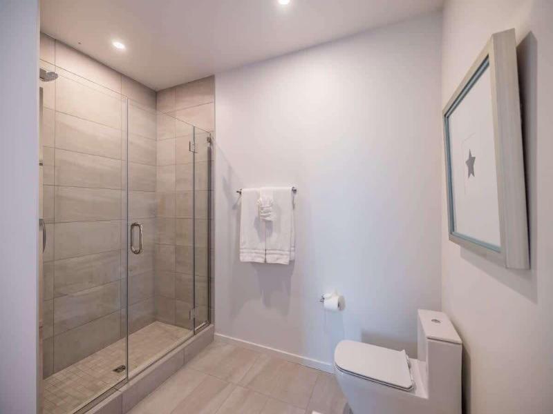 Marbella Lane Luxury Beachside 2br image