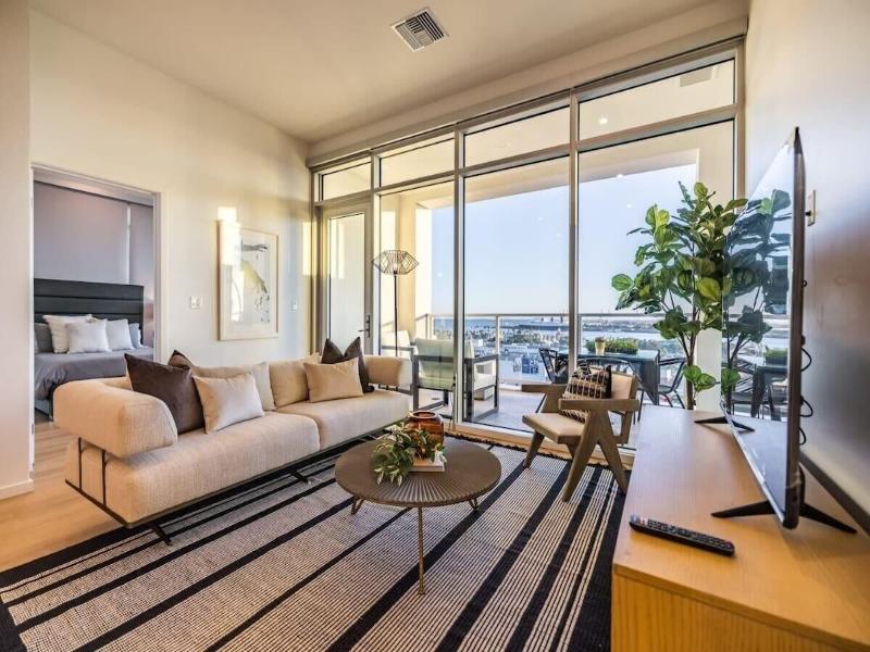 Marbella Lane Luxury Beachside 2br image