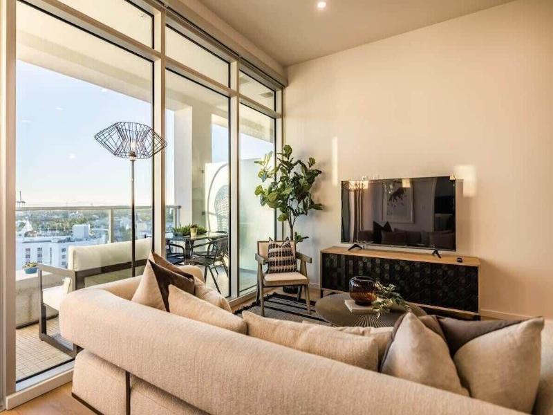 Marbella Lane Luxury Beachside 2br image