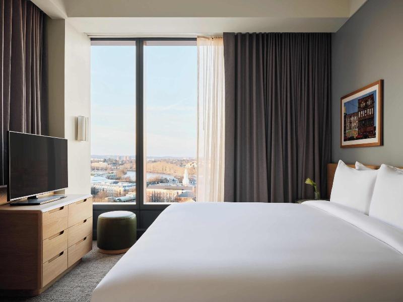 The Atlas Hotel image